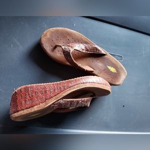Womens Volatile wedge sandals- brown size 9 in excellent condition